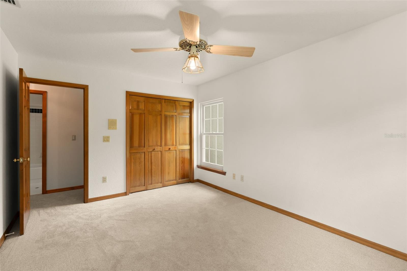 PICKETT DOWNS - Residential