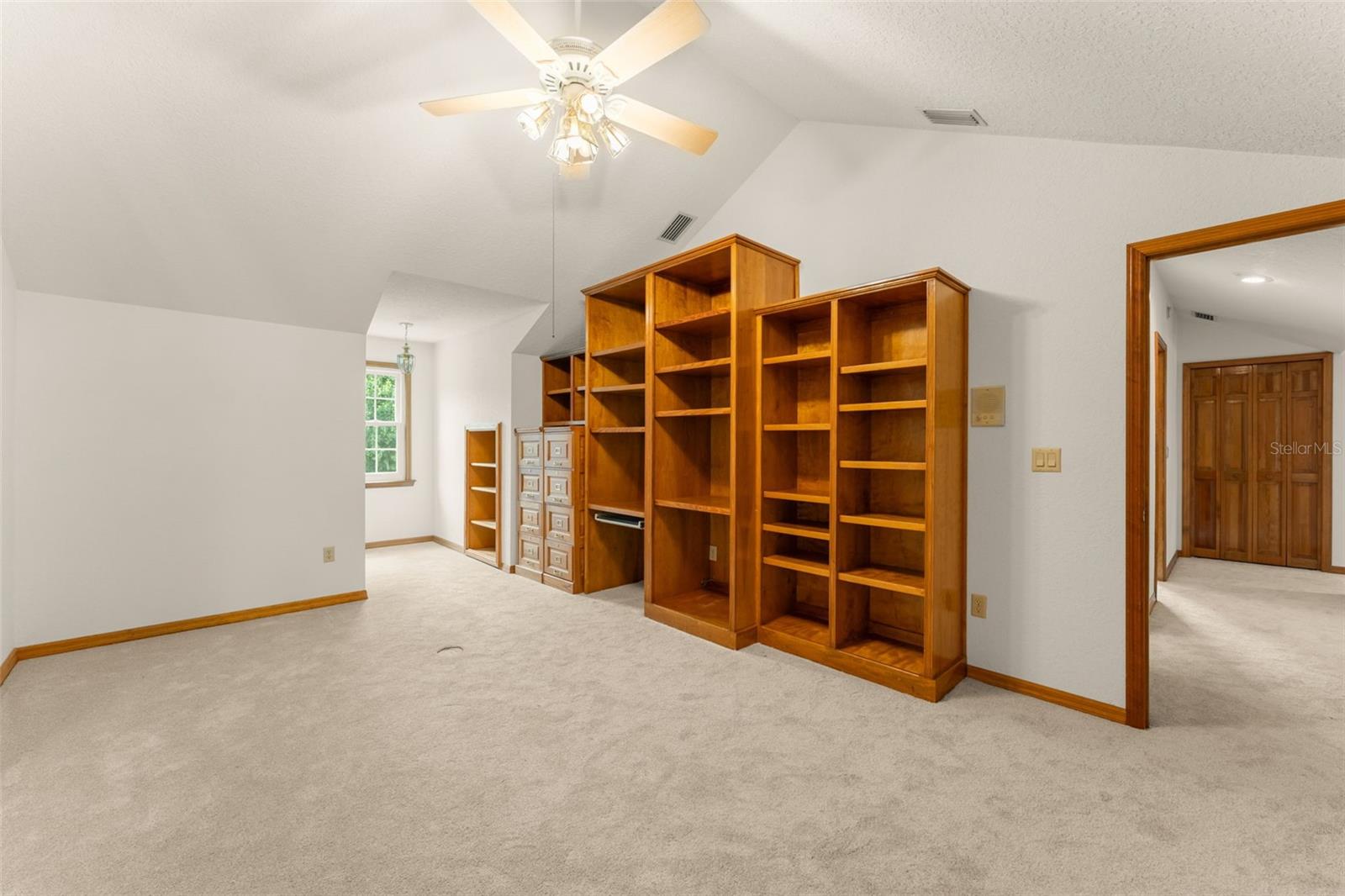 PICKETT DOWNS - Residential