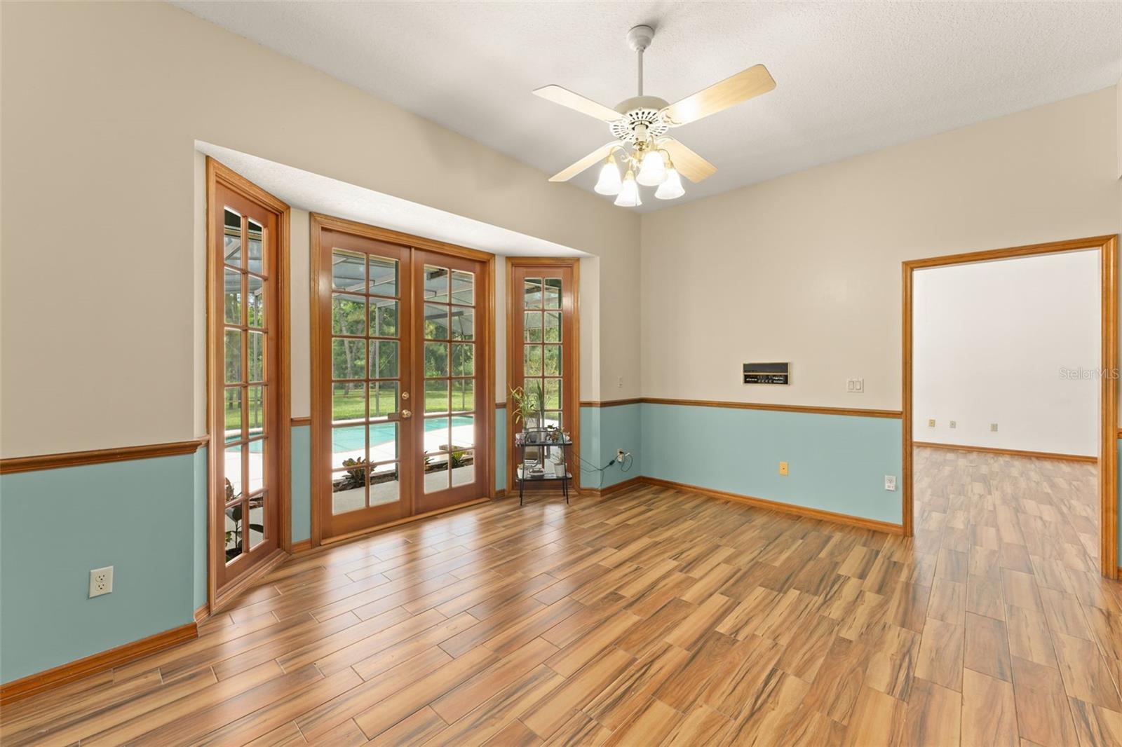 PICKETT DOWNS - Residential