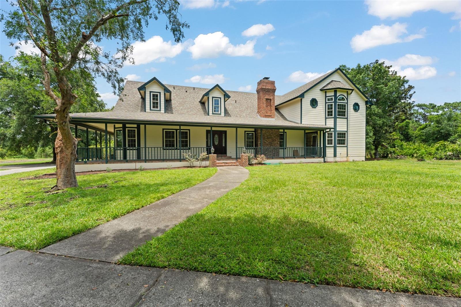 PICKETT DOWNS - Residential