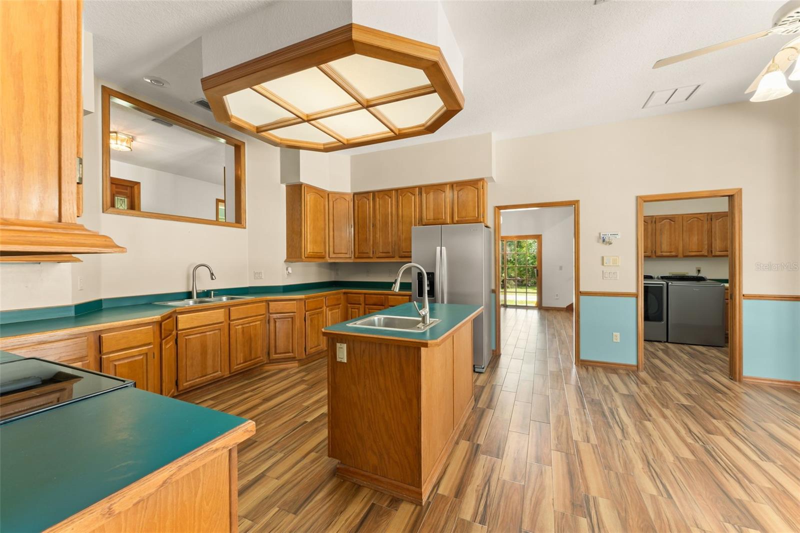 PICKETT DOWNS - Residential