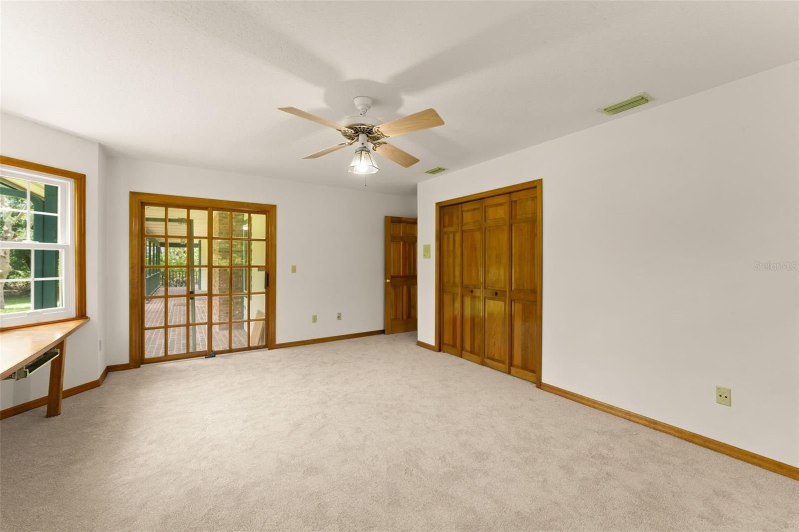 PICKETT DOWNS - Residential