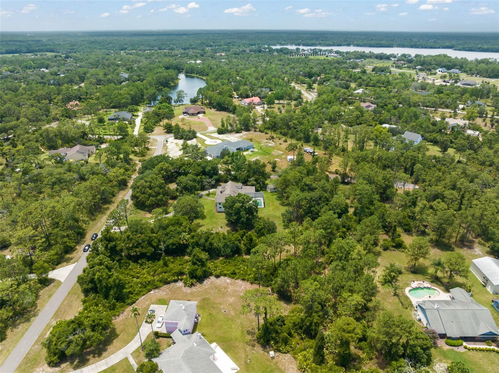 PICKETT DOWNS - Residential