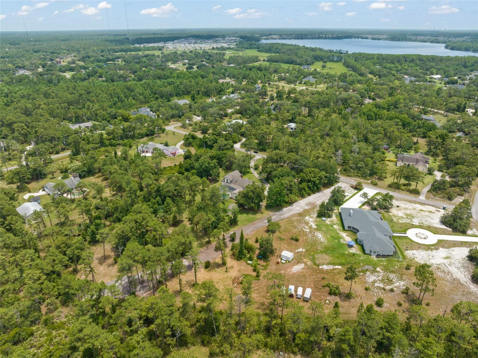 PICKETT DOWNS - Residential