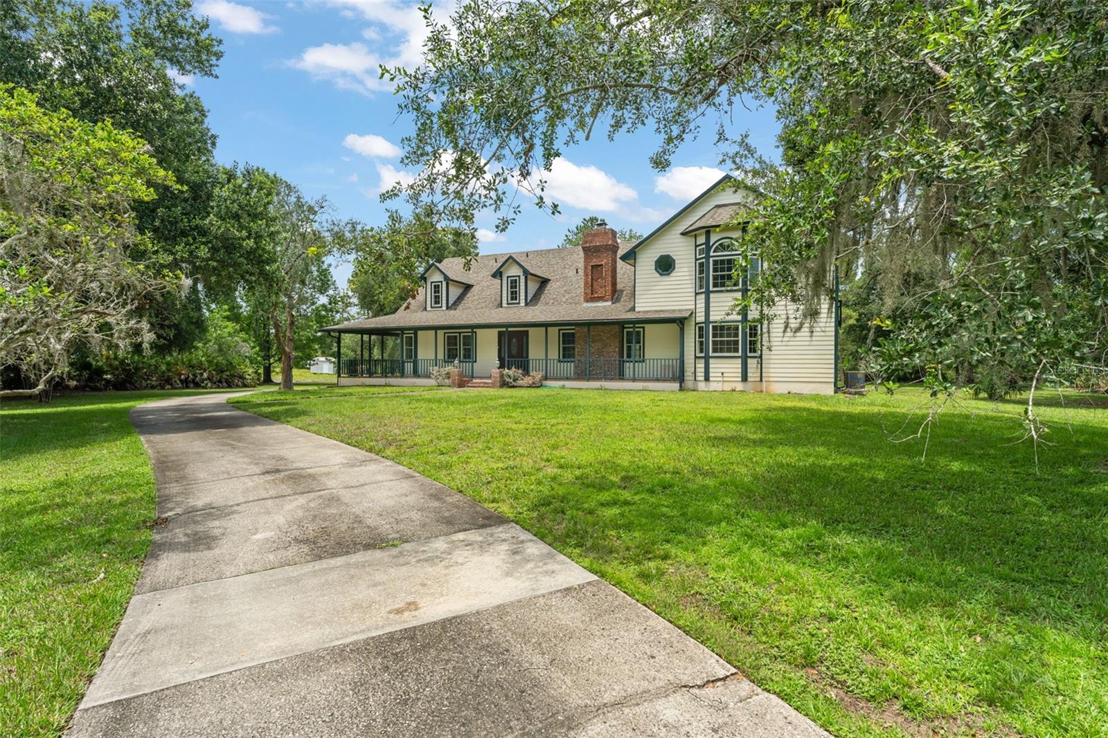 PICKETT DOWNS - Residential