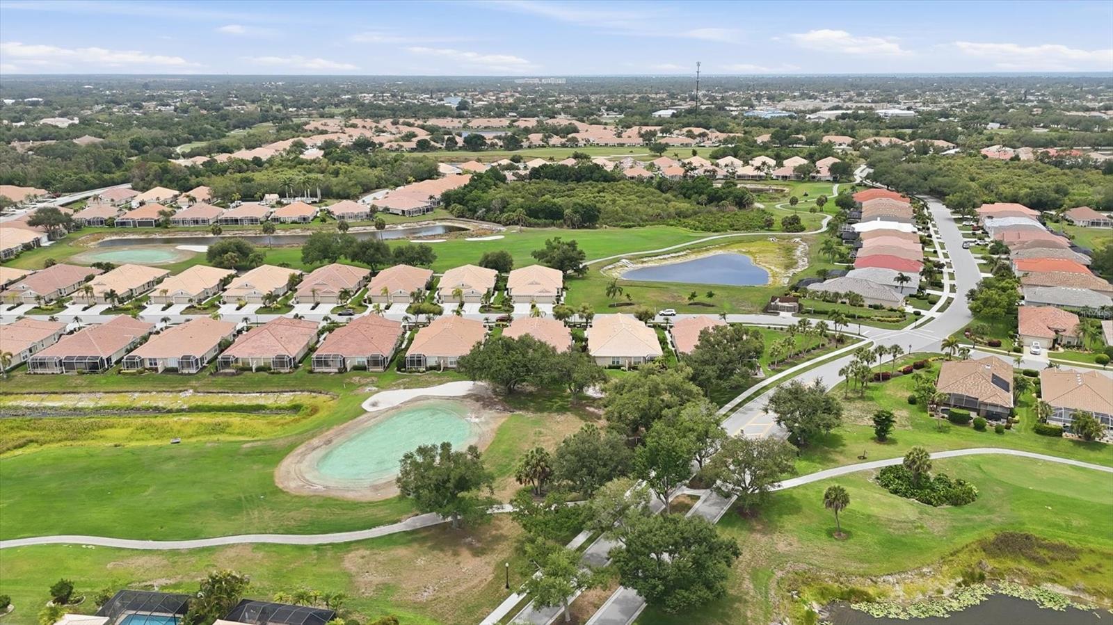PELICAN POINTE GOLF & CNTRY CL - Residential