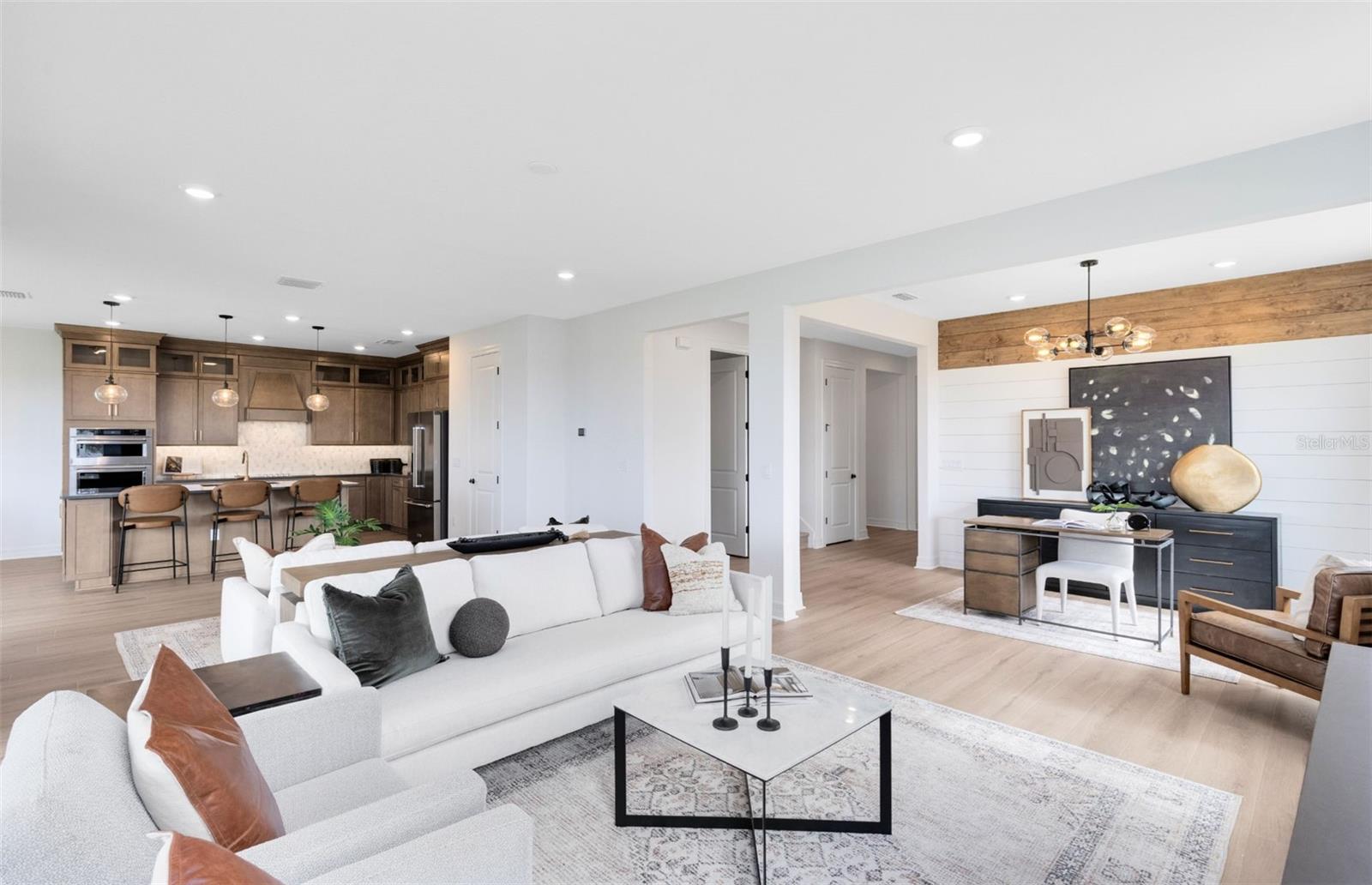 TWO RIVERS - Residential