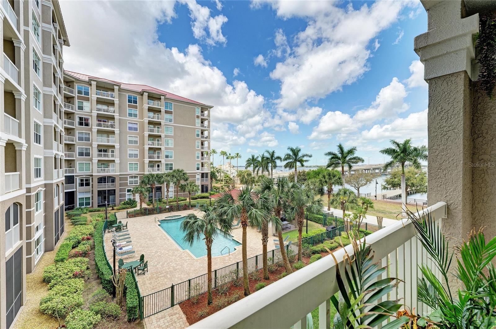 RIVER DANCE - Residential