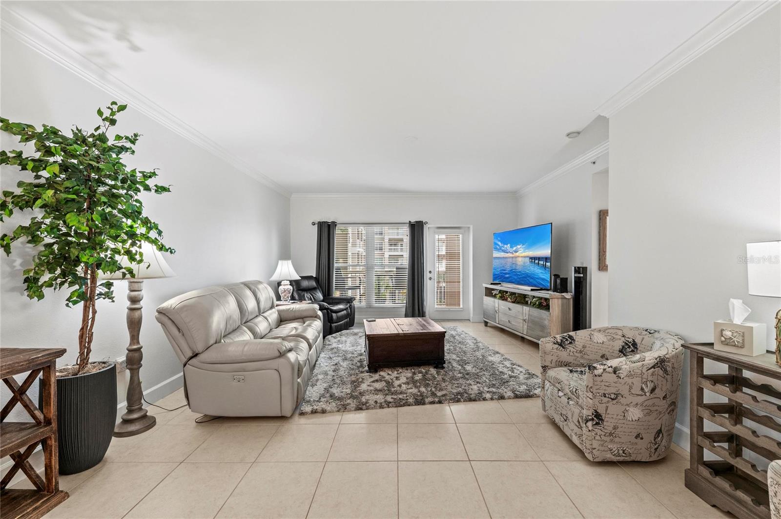RIVER DANCE - Residential