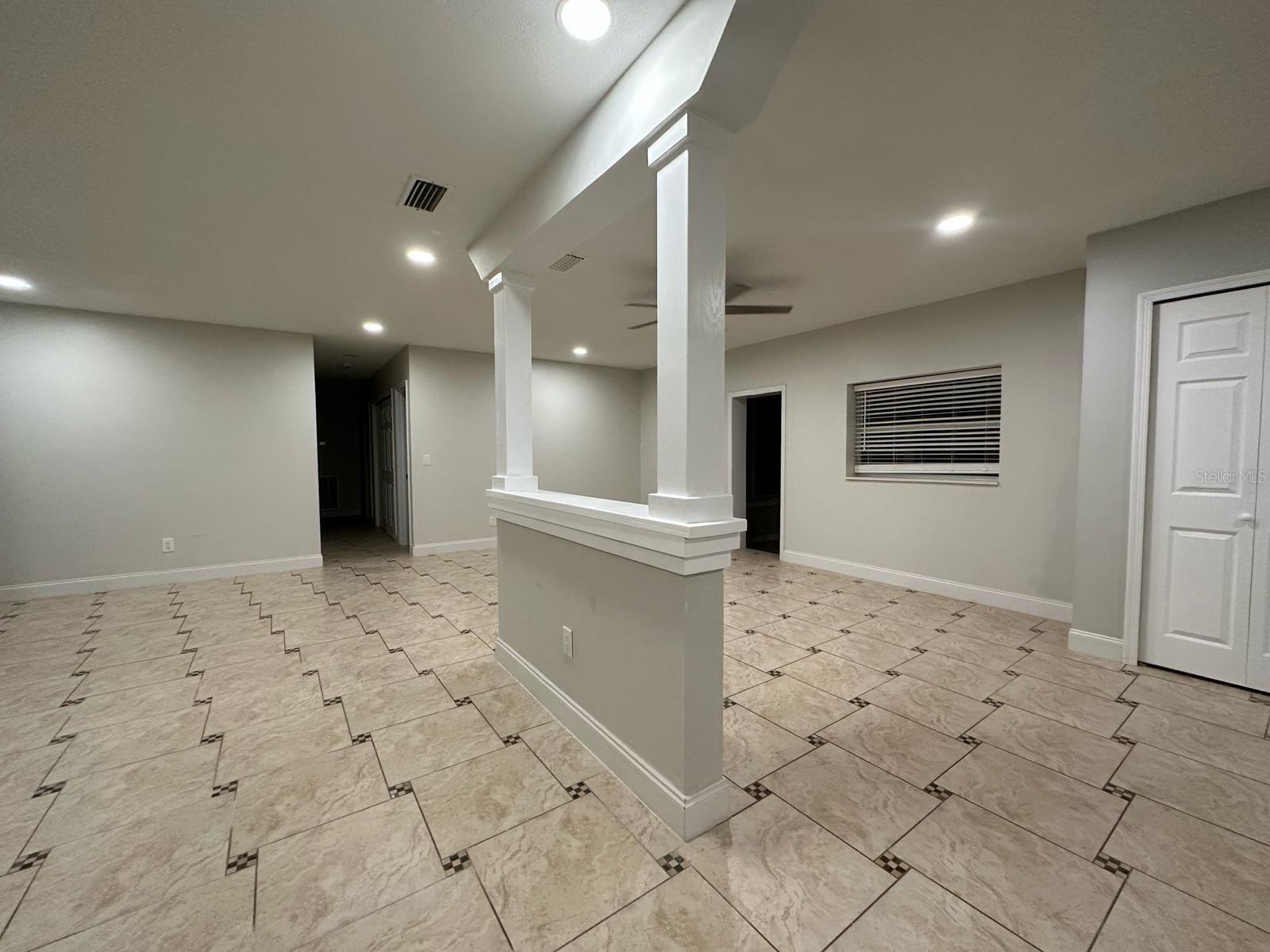 OAKLAN SUB - Residential Lease
