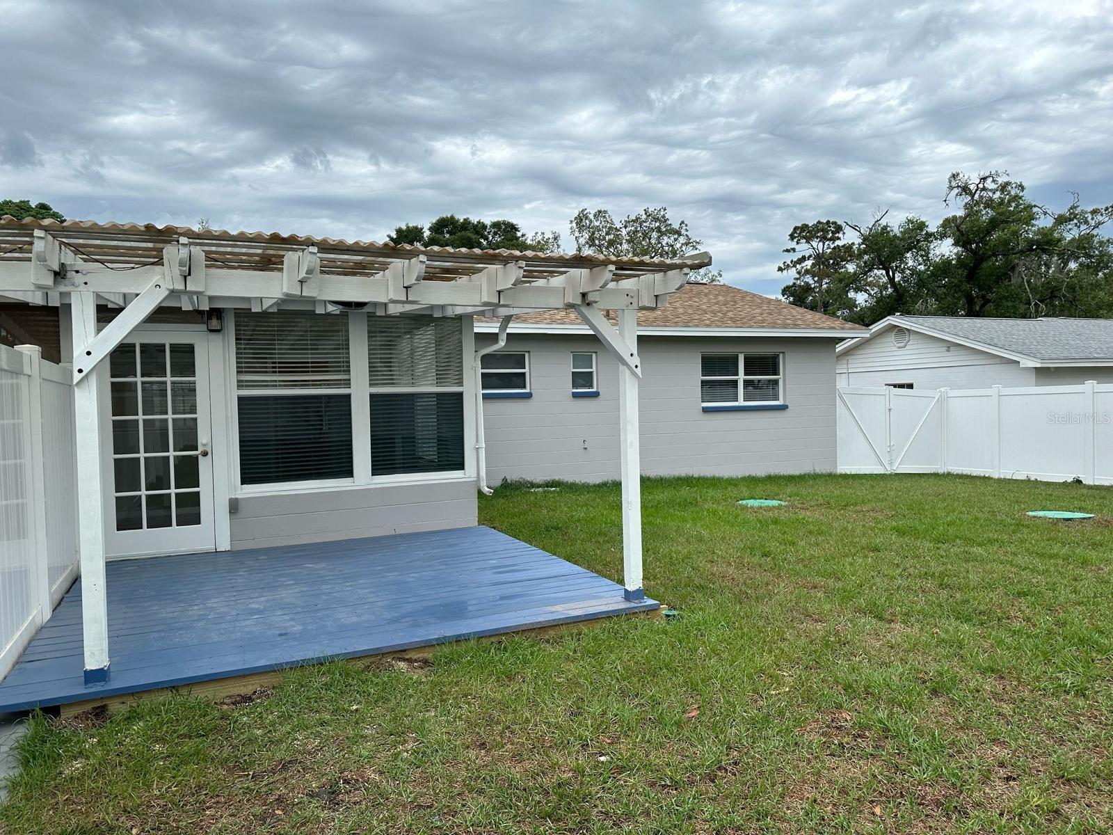 OAKLAN SUB - Residential Lease