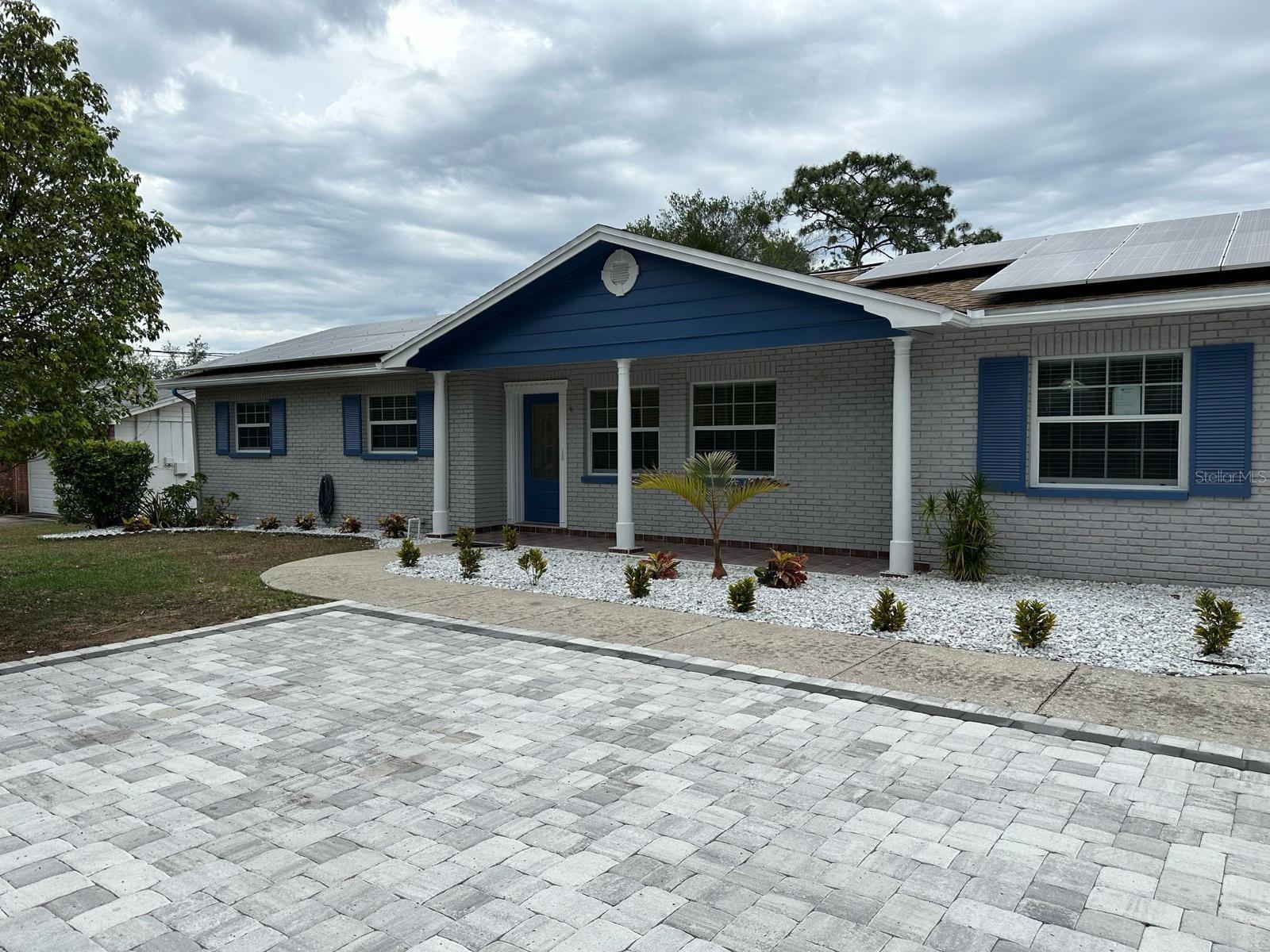 OAKLAN SUB - Residential Lease