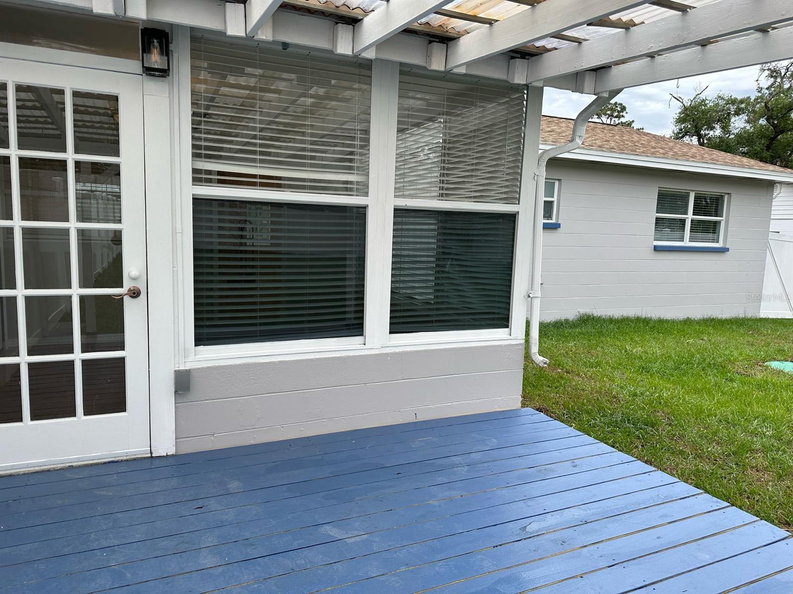 OAKLAN SUB - Residential Lease