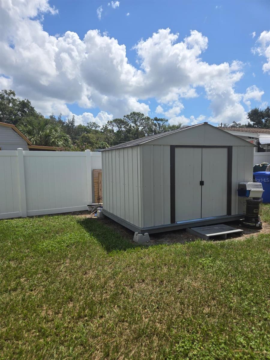 OAKLAN SUB - Residential Lease