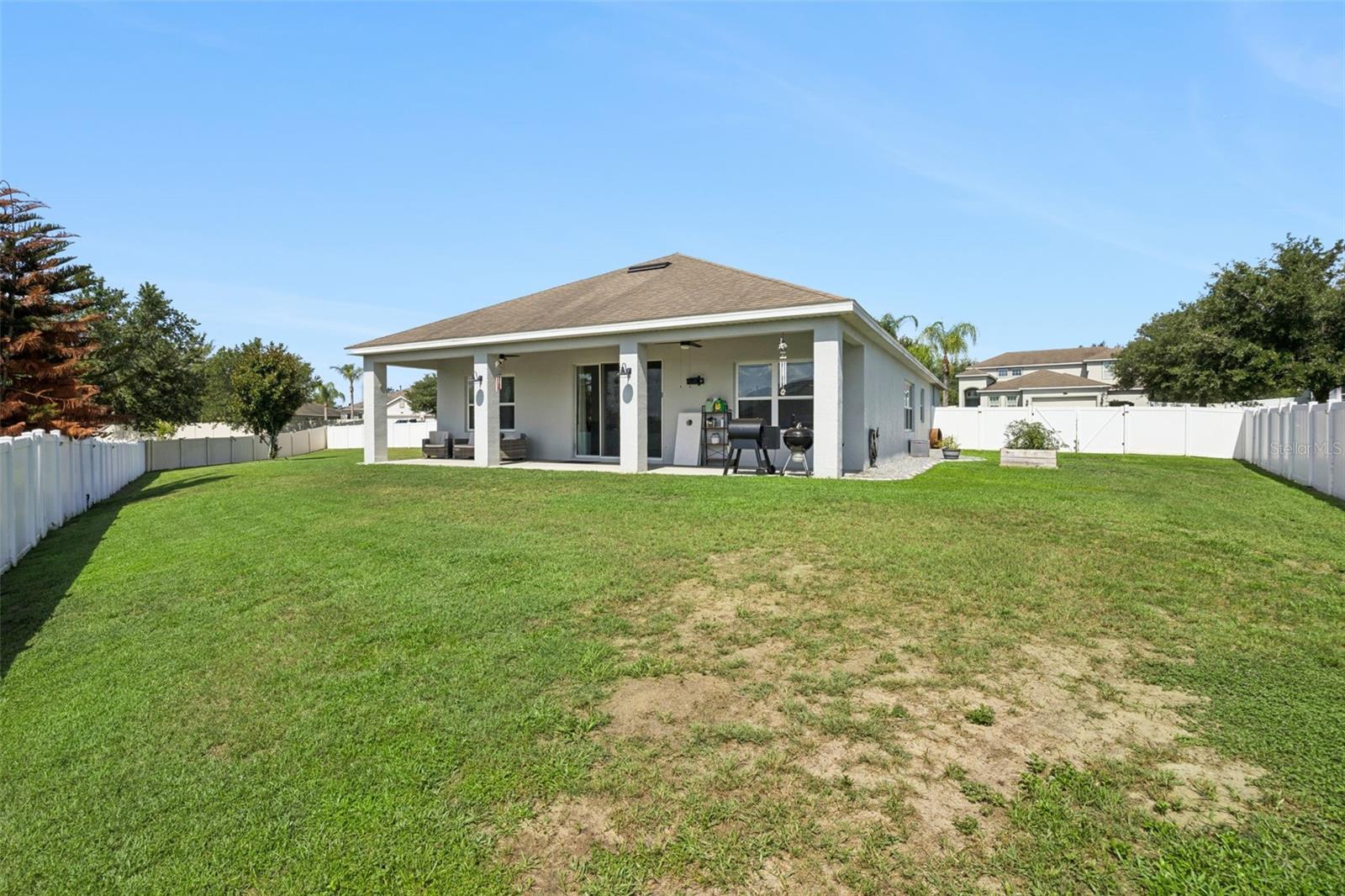 HAMMOCK POINTE - Residential
