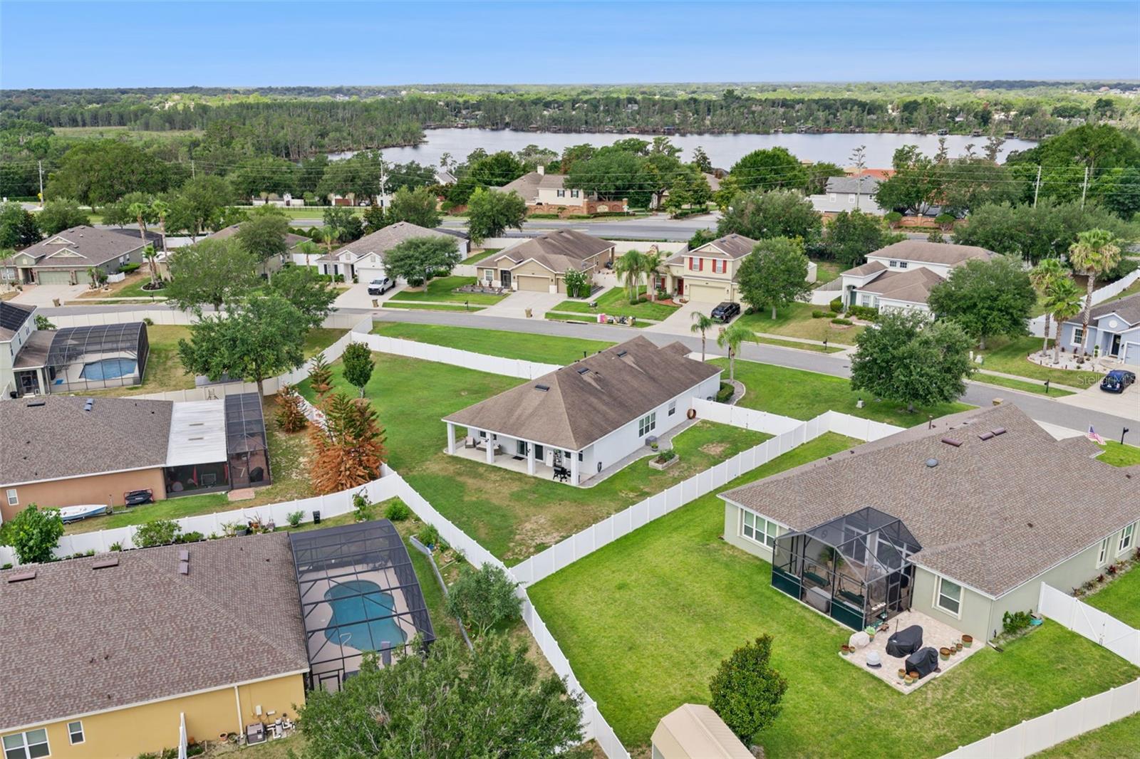HAMMOCK POINTE - Residential