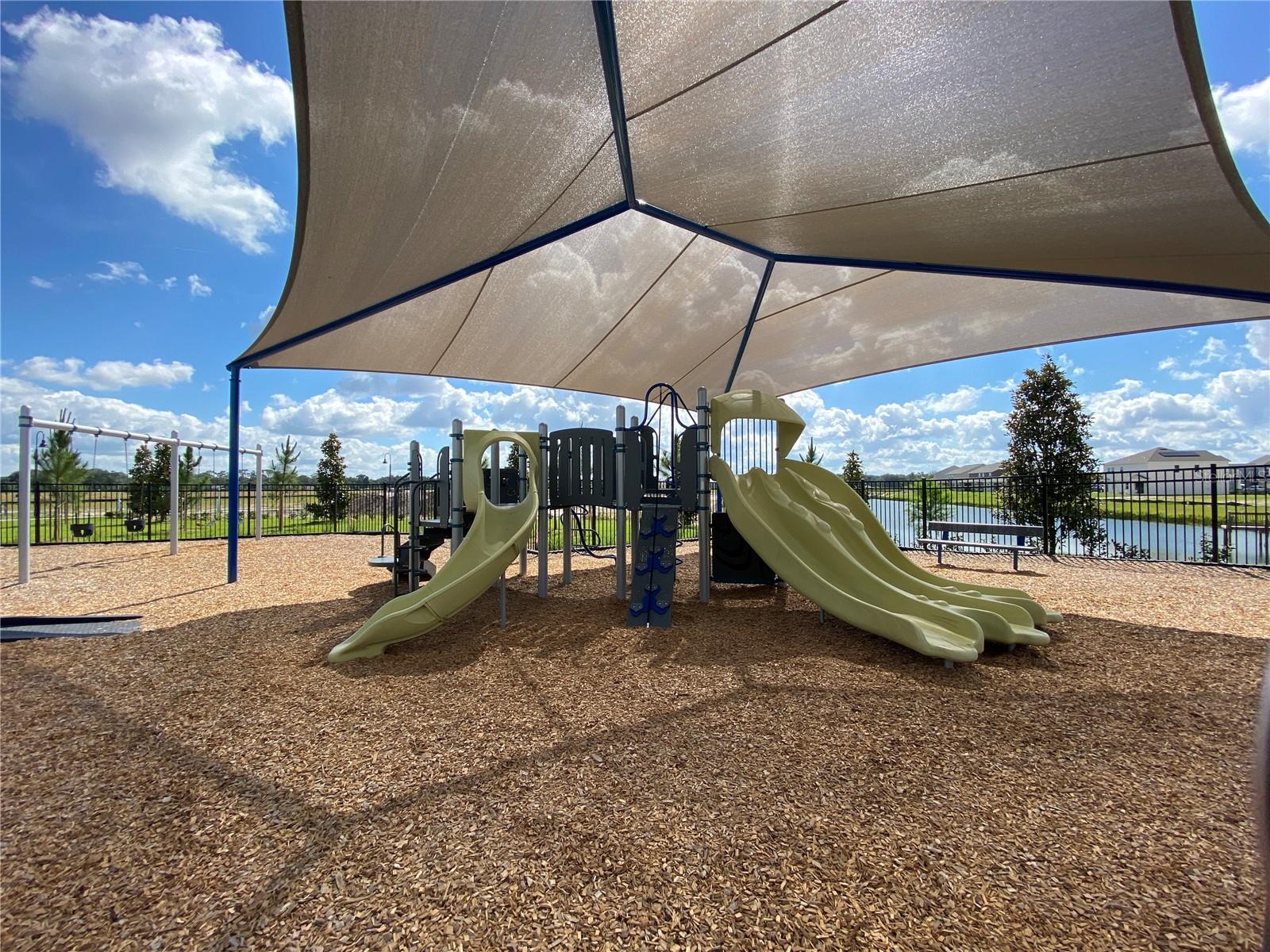 HANOVER LAKES - Residential