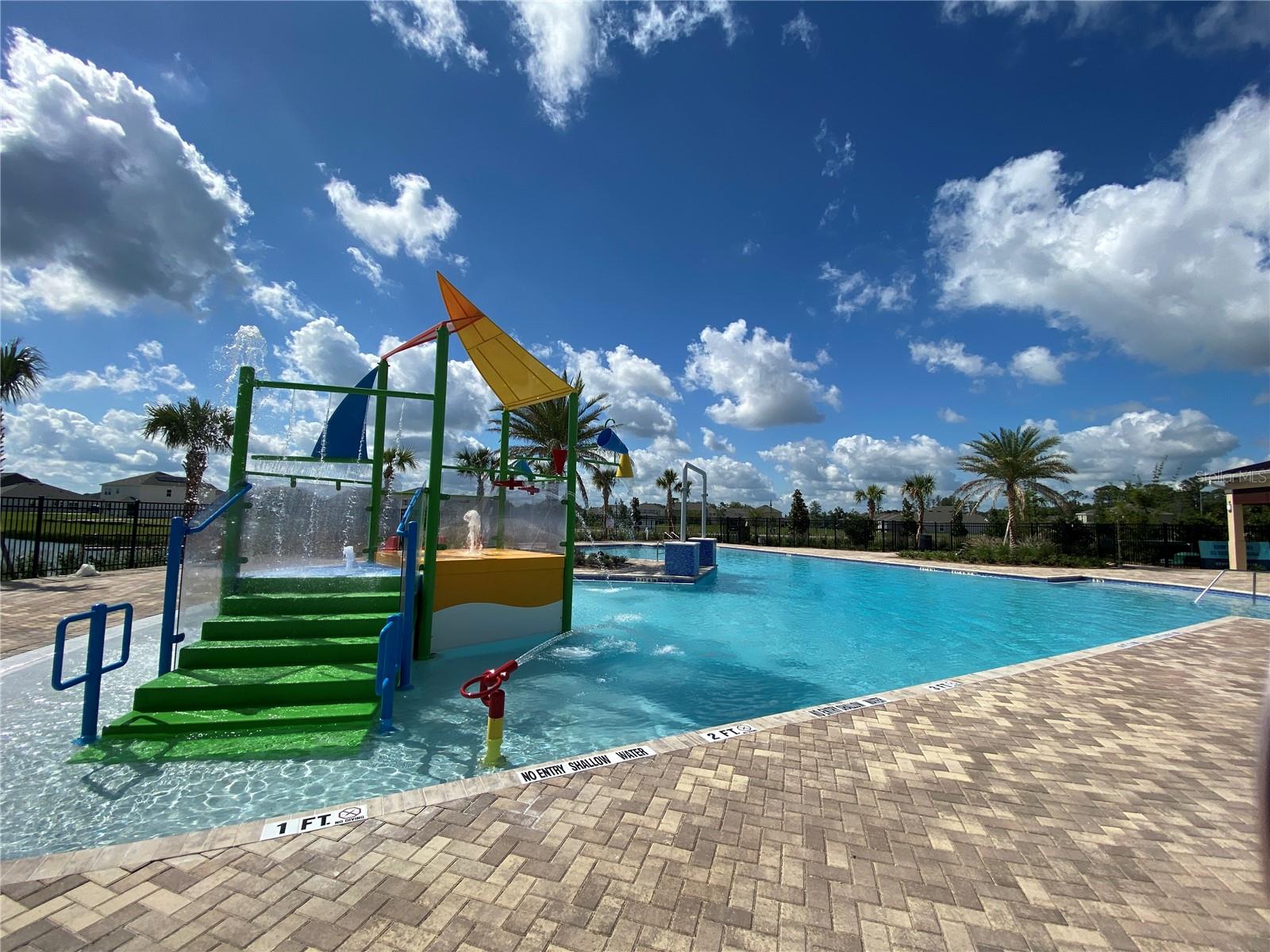 HANOVER LAKES - Residential