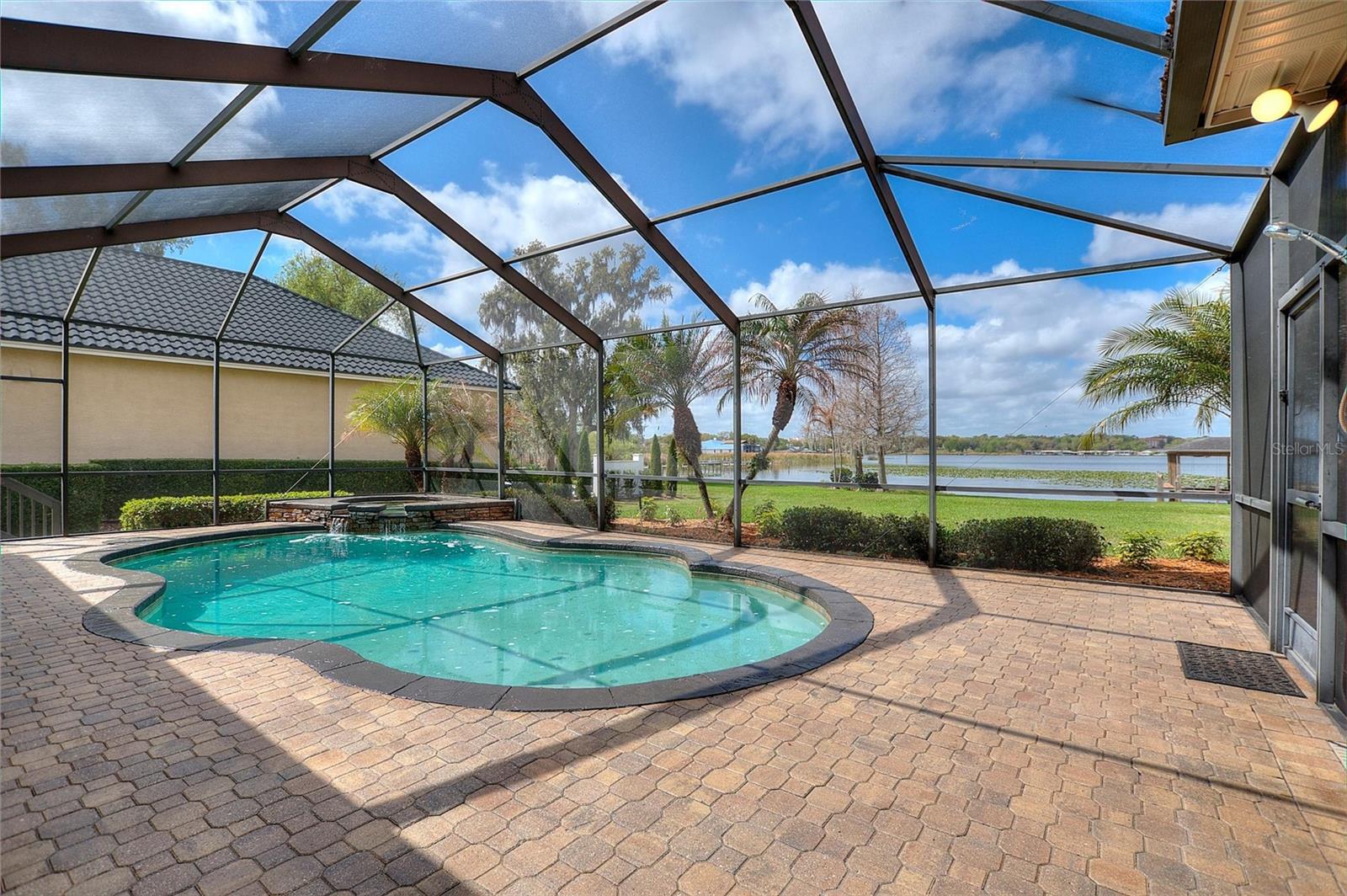 LAKE GIBSON SHORES - Residential