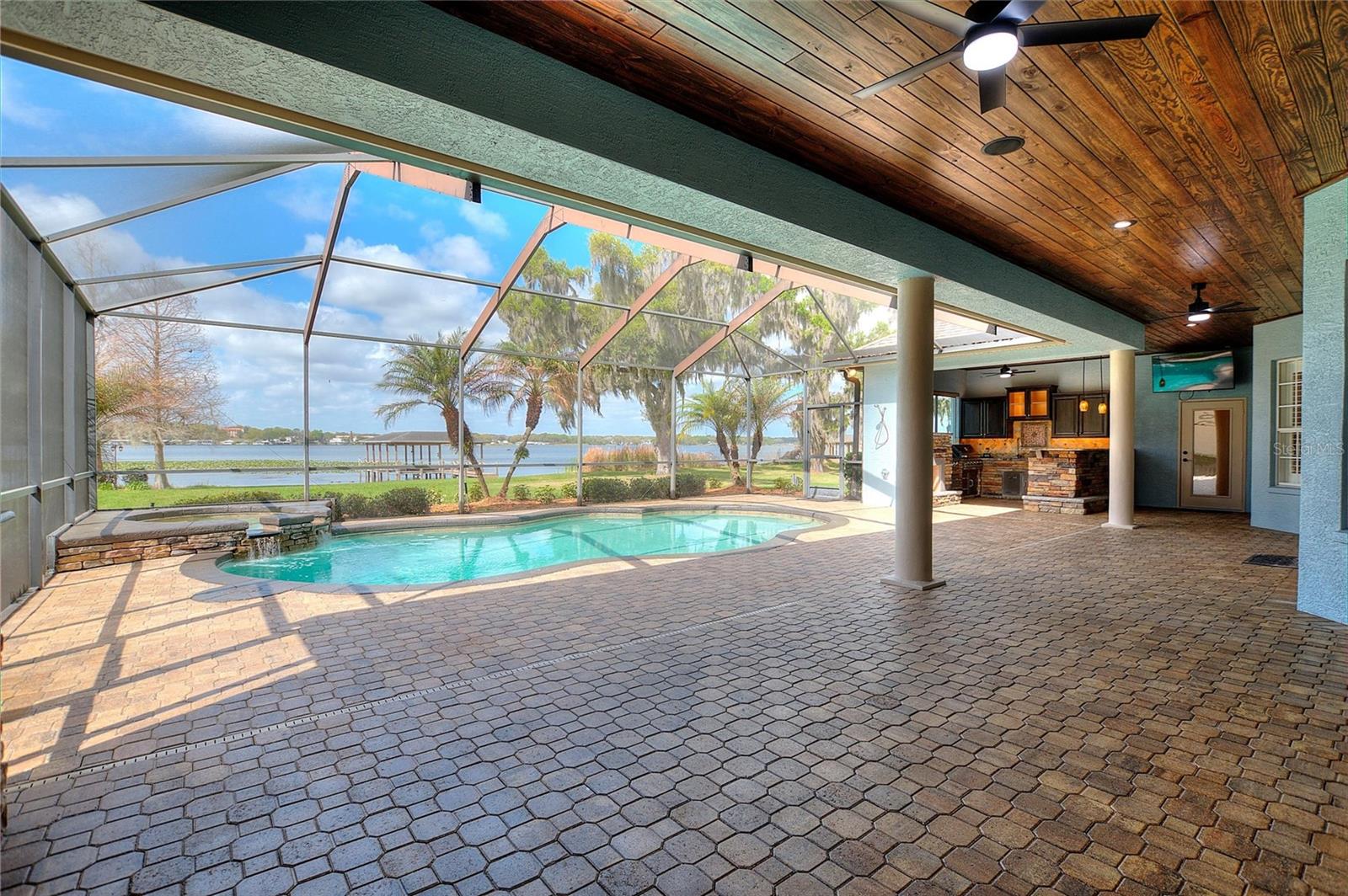 LAKE GIBSON SHORES - Residential