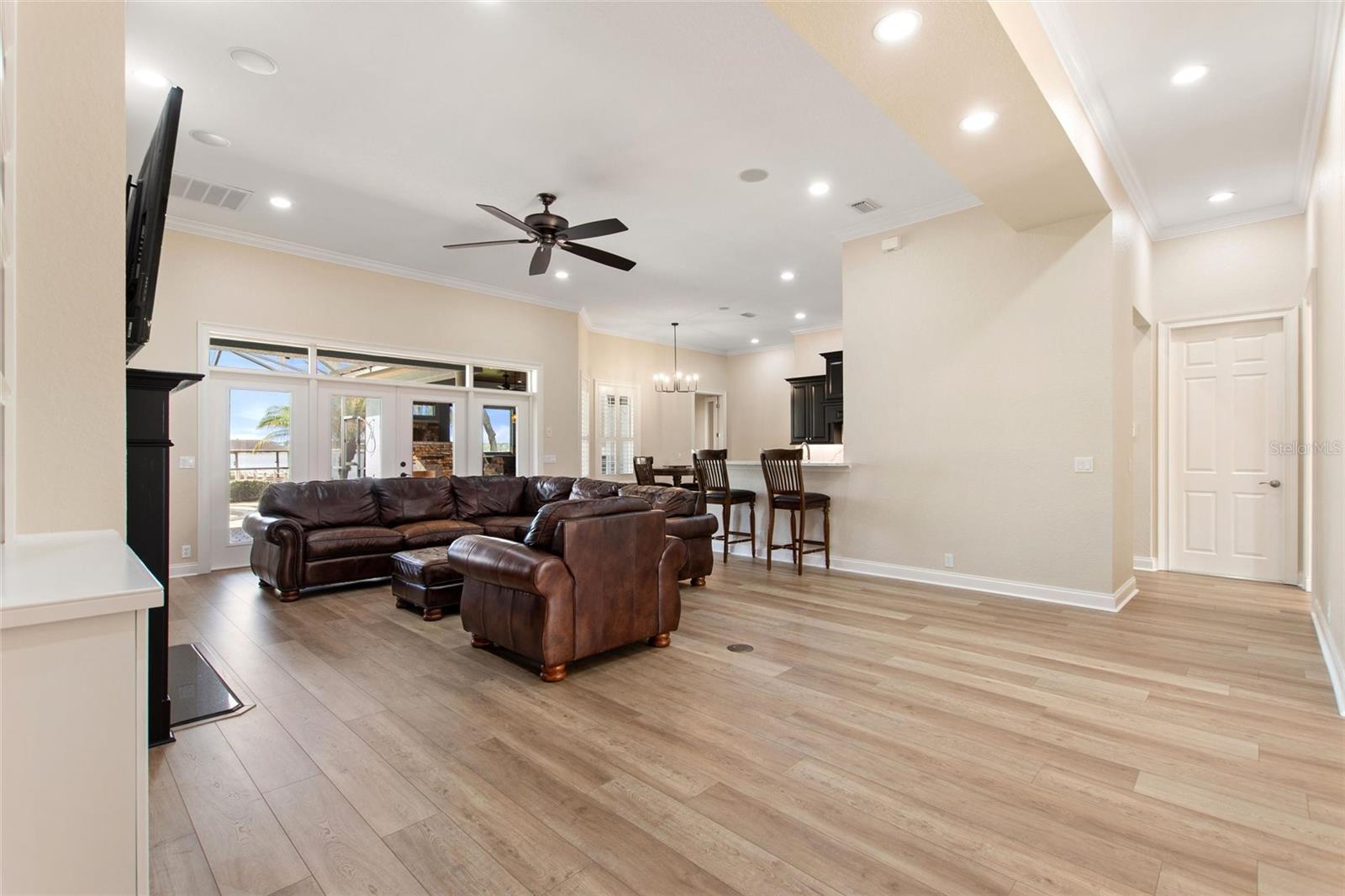 LAKE GIBSON SHORES - Residential