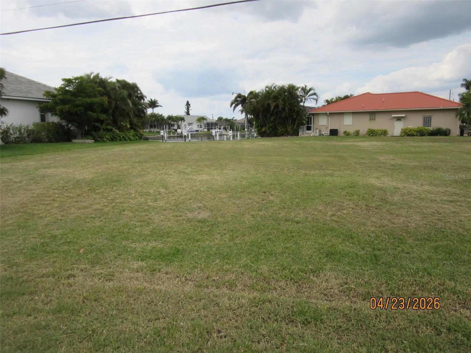 PUNTA GORDA ISLES SEC 15 - Land