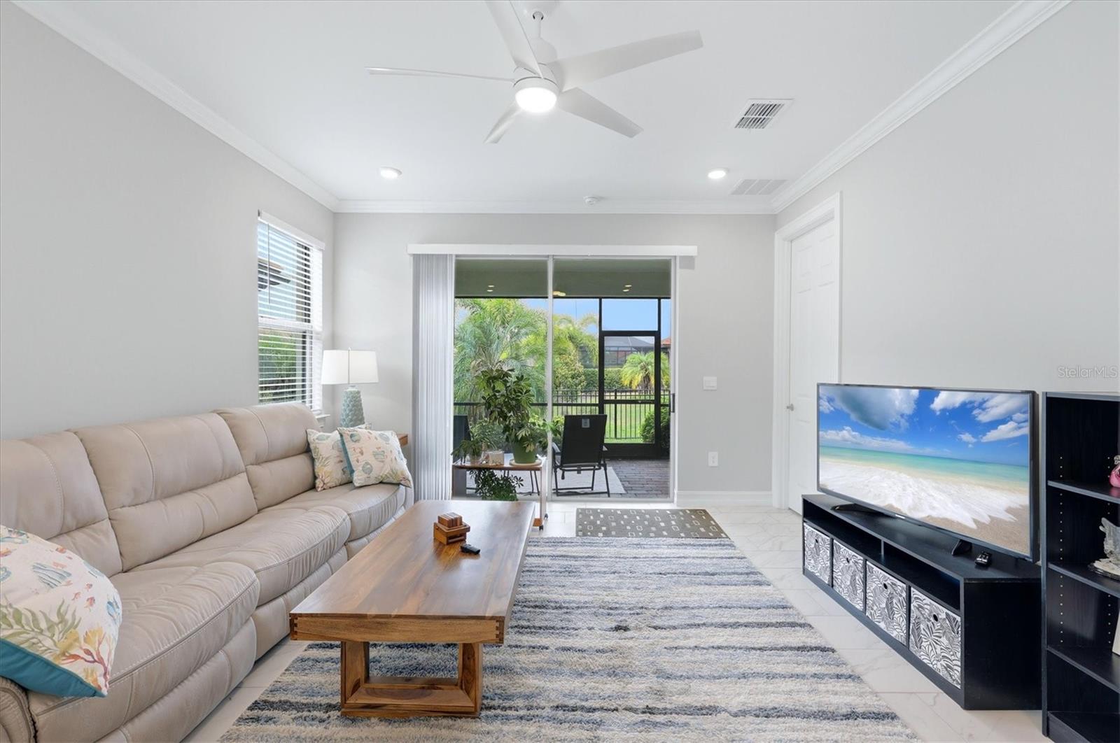 TOSCANA ISLES PH 6 UN 2 - Residential