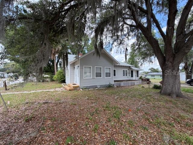 GROVELAND - Residential