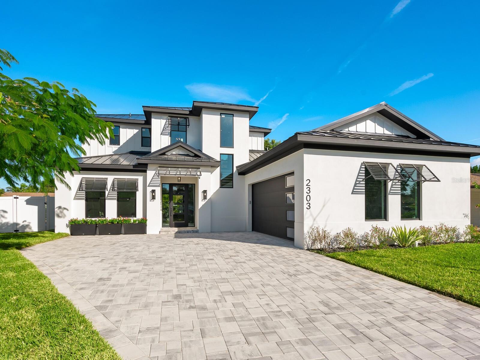 LOMA LINDA PARK - Residential