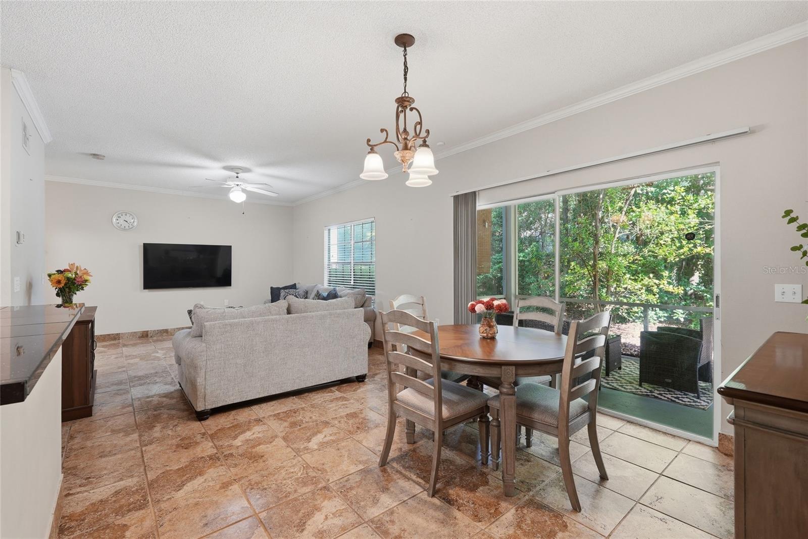 THE LINKS - Residential