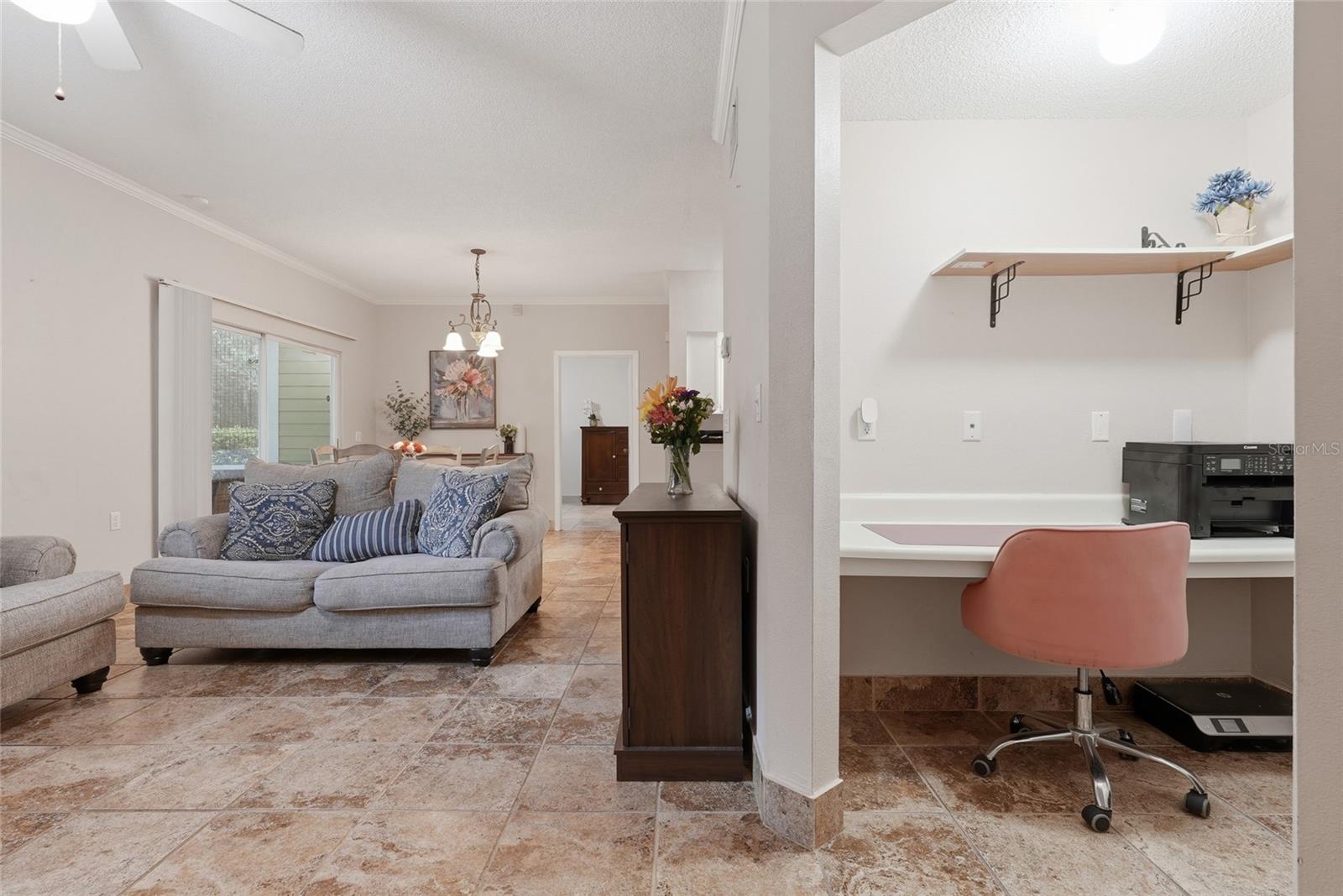 THE LINKS - Residential