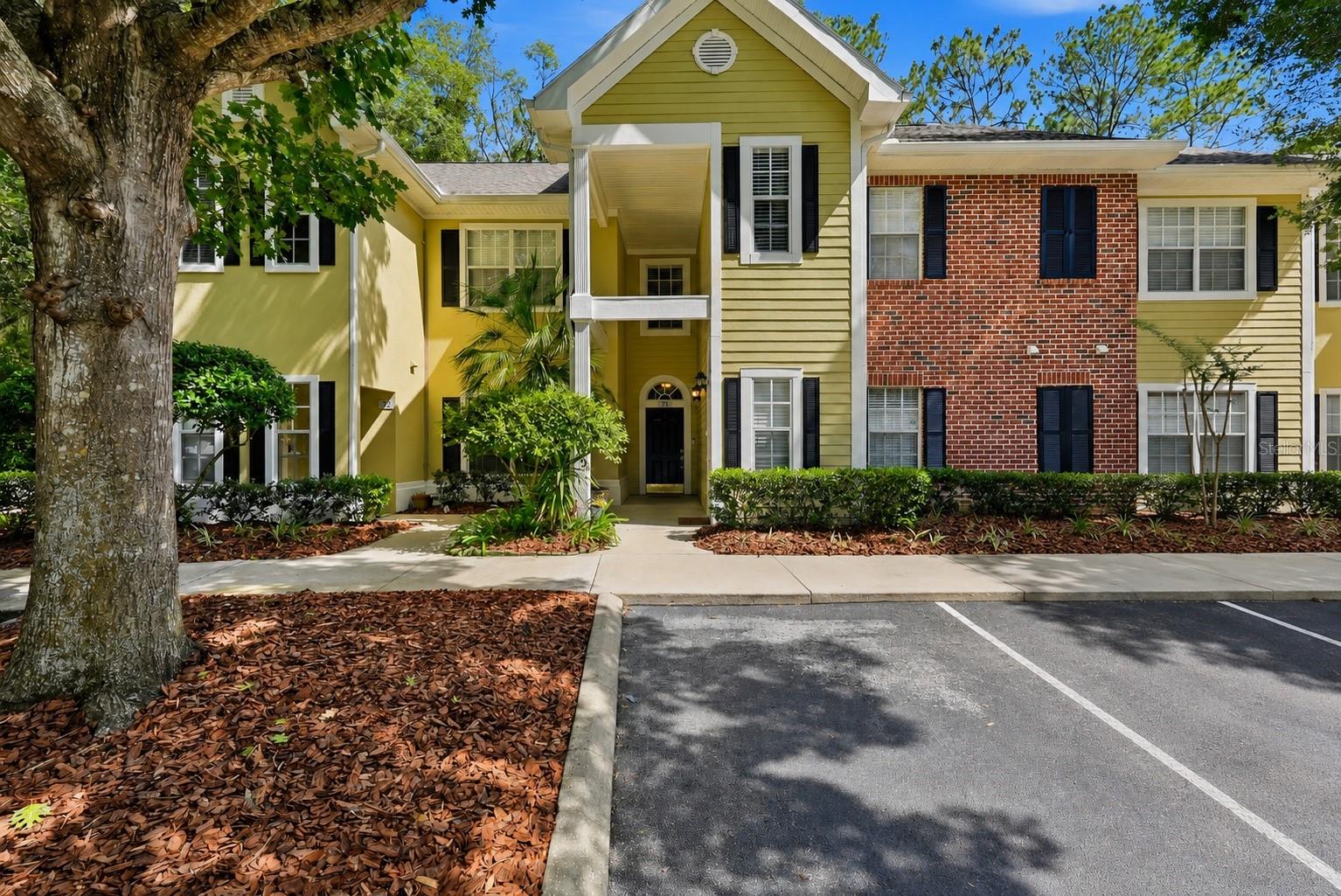 THE LINKS - Residential