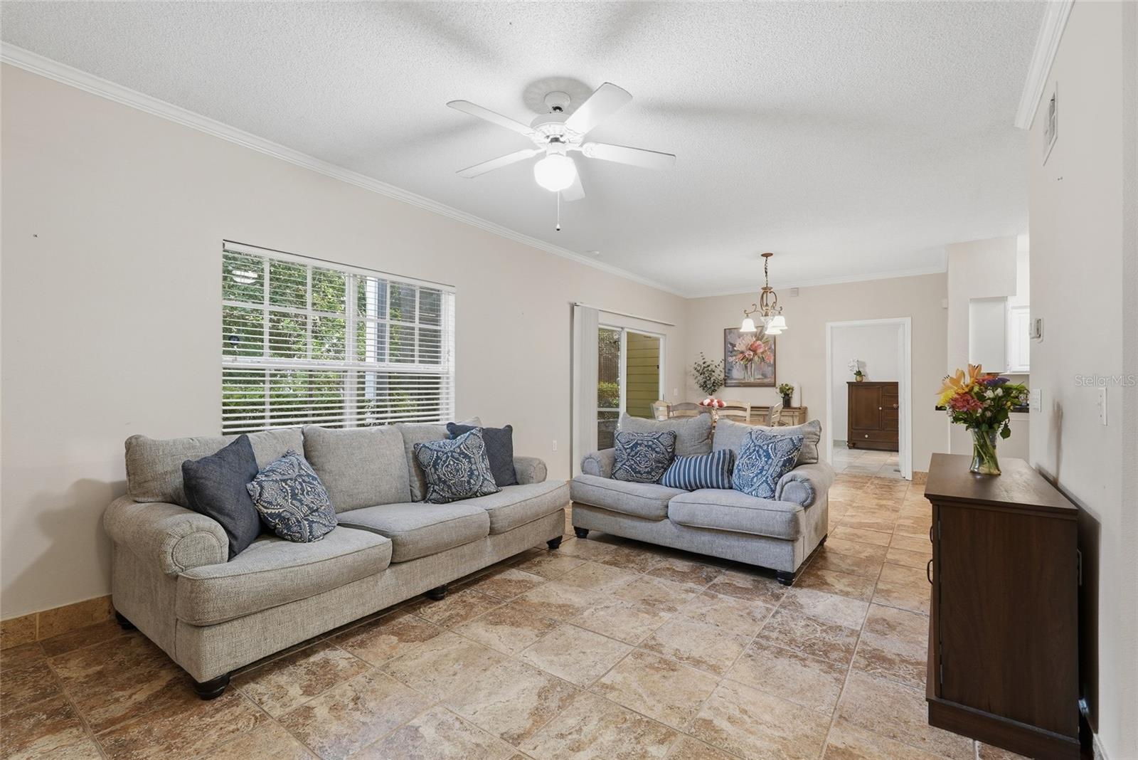 THE LINKS - Residential