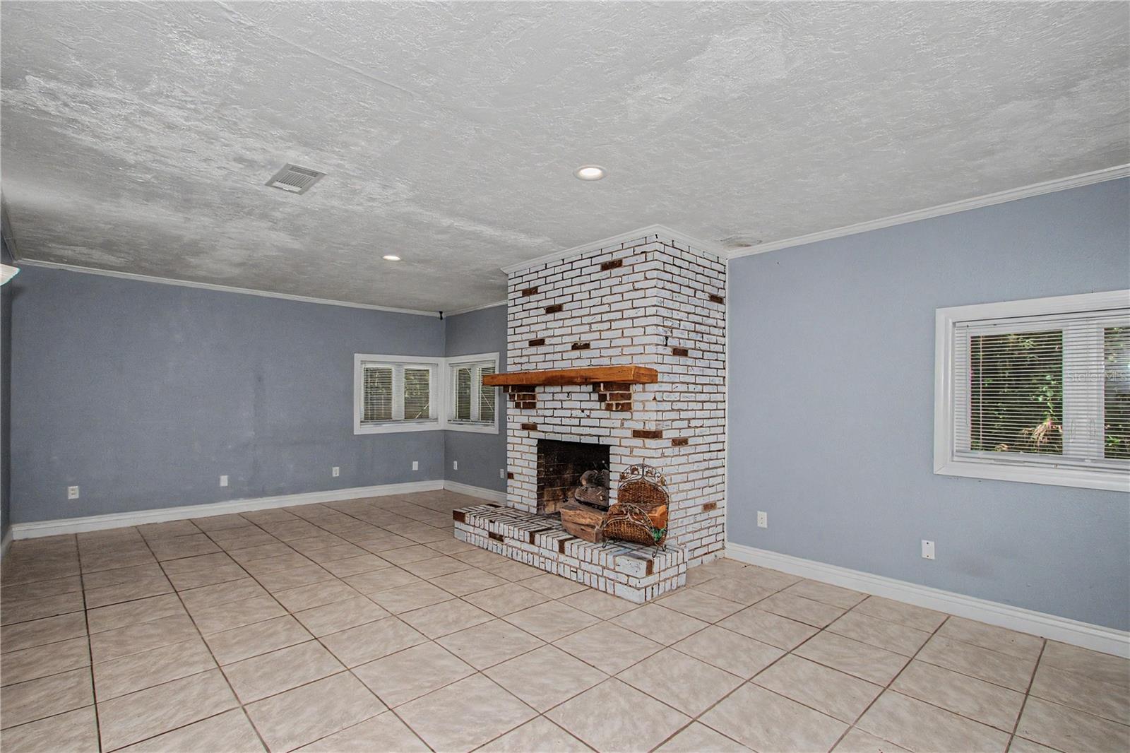 SOUTHWOOD VILLAGE PH 02 - Residential Lease
