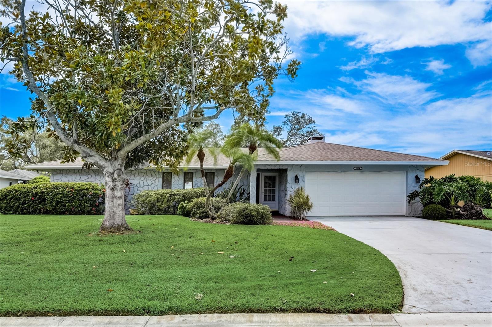 COUNTRY CLUB OF SARASOTA THE - Residential