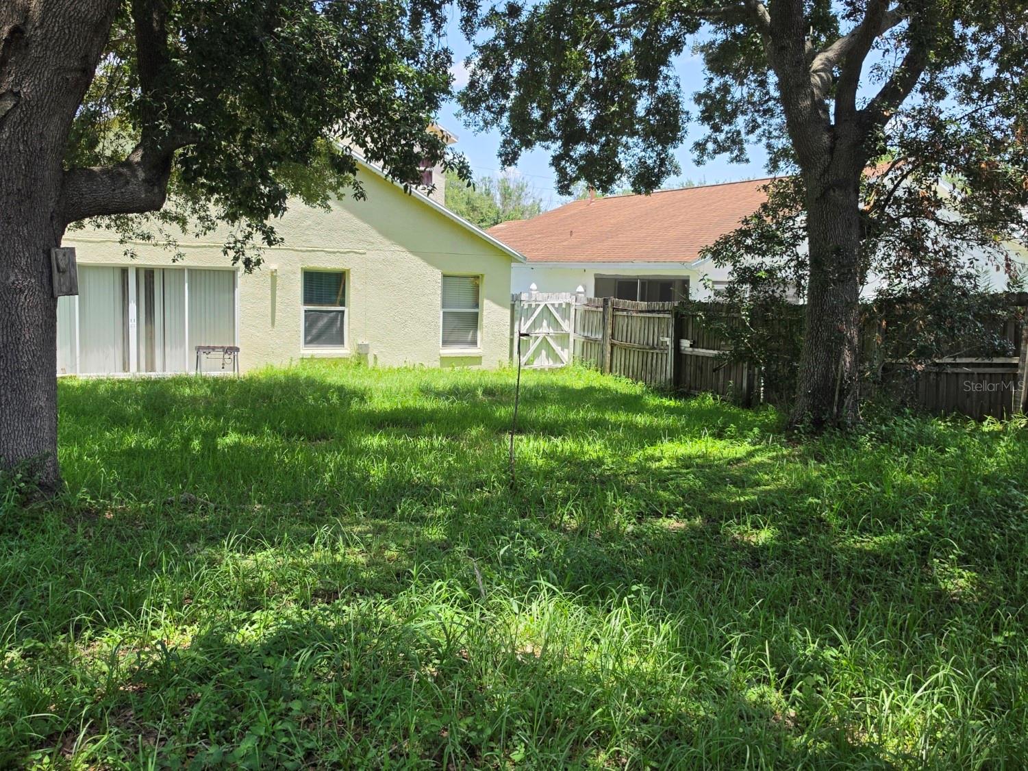 STONEGATE - Residential