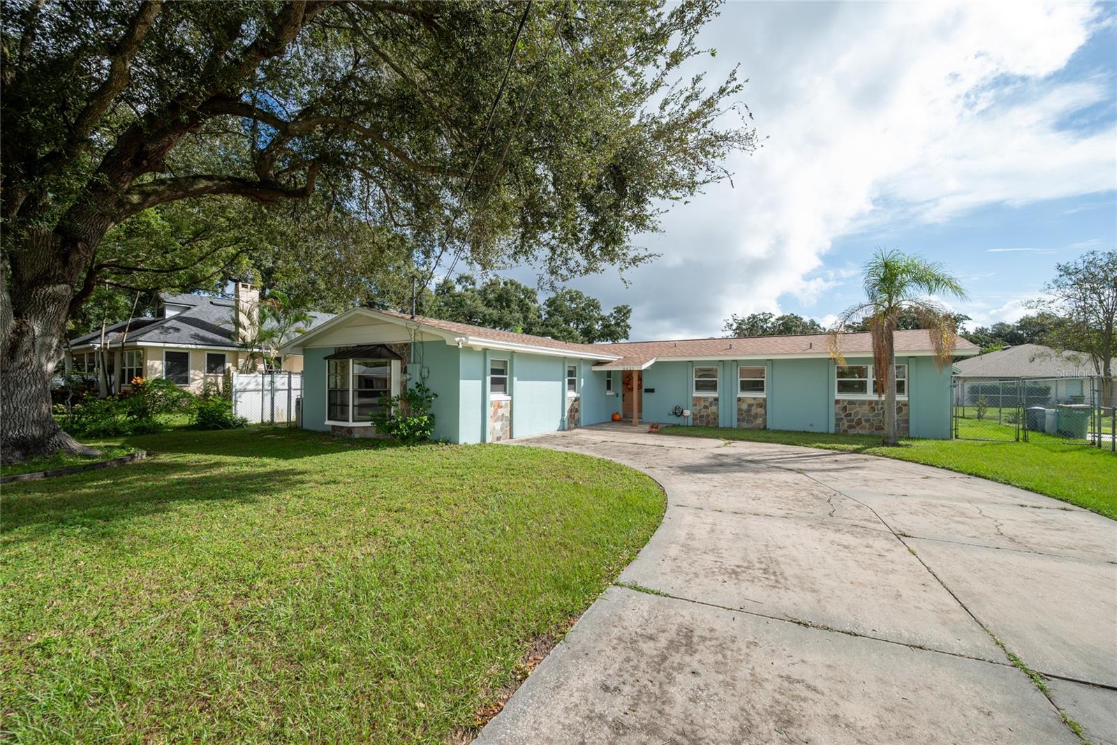 BELLE ISLE ESTATES - Residential