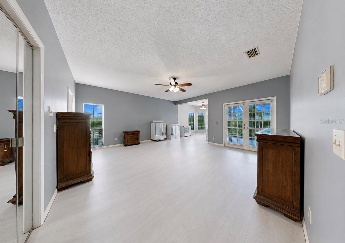 WATERFORD ON THE ALAFIA - Residential