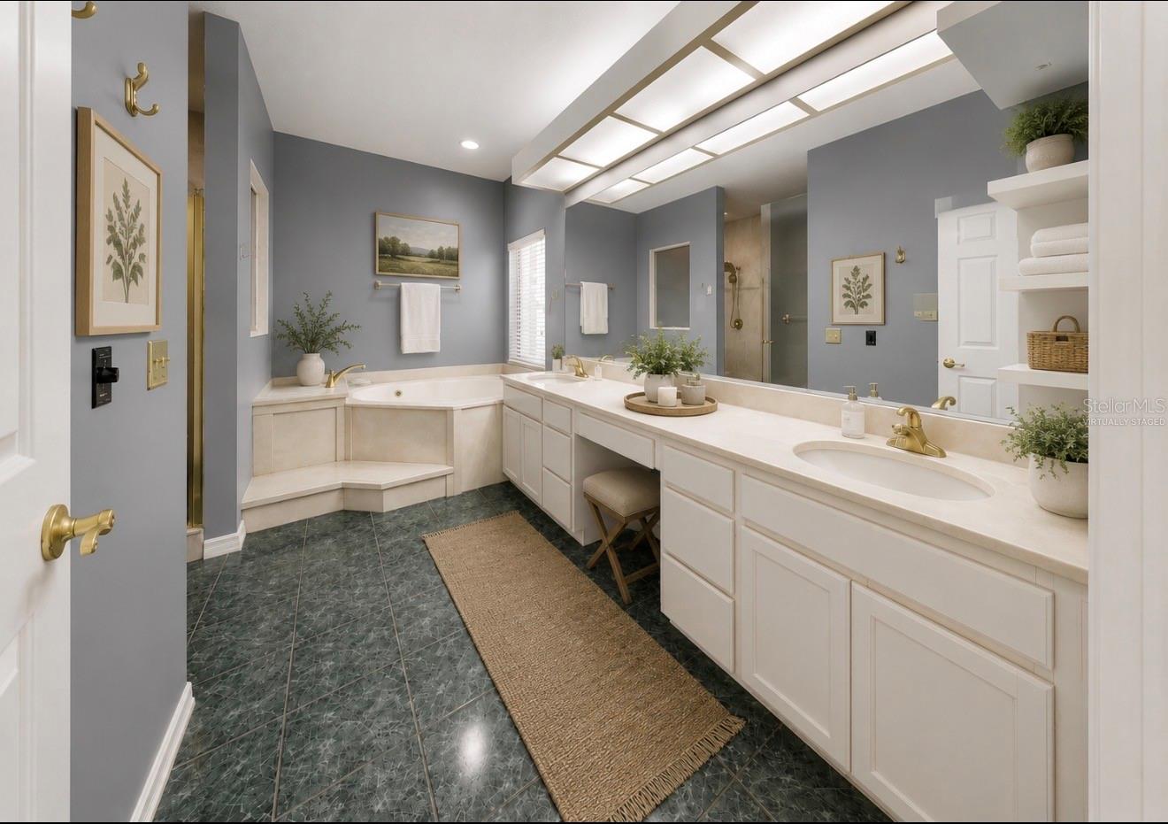 WATERFORD ON THE ALAFIA - Residential