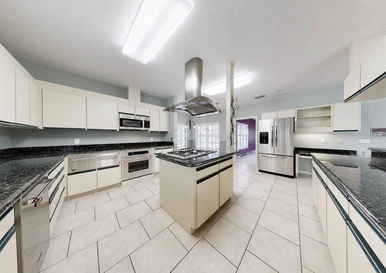 WATERFORD ON THE ALAFIA - Residential