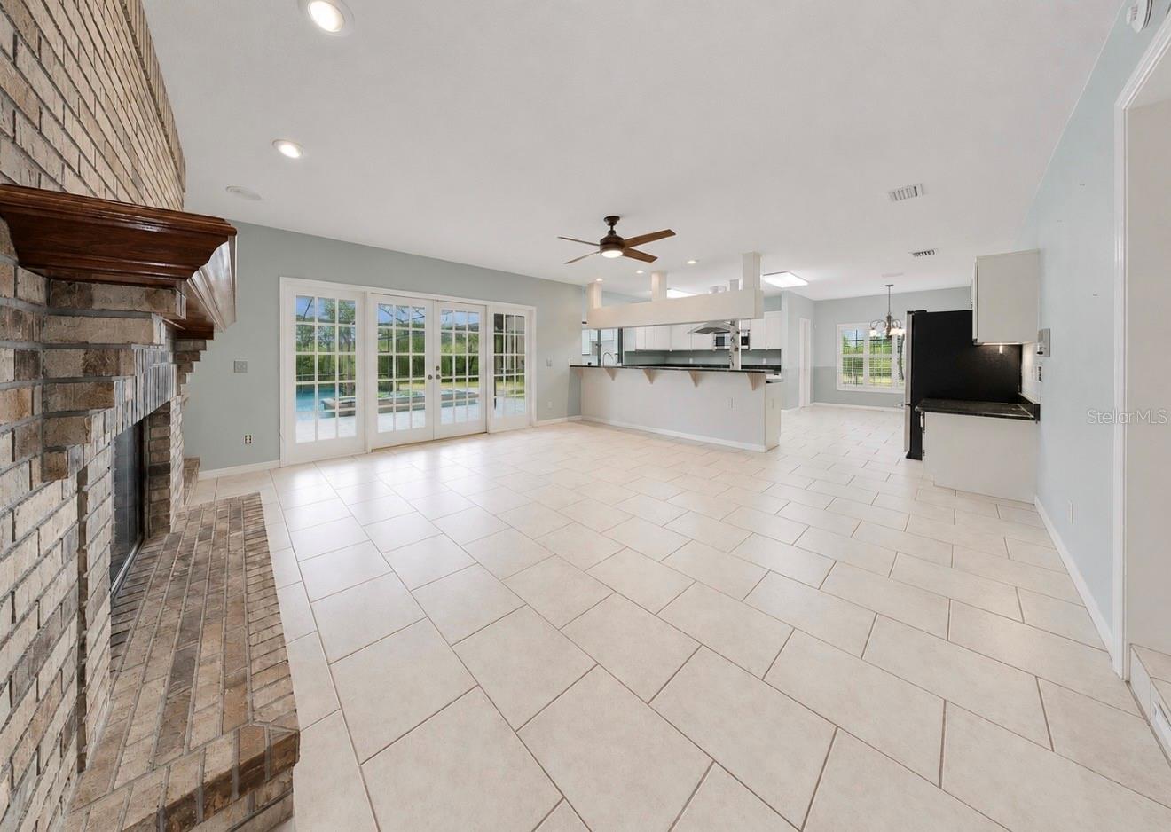 WATERFORD ON THE ALAFIA - Residential