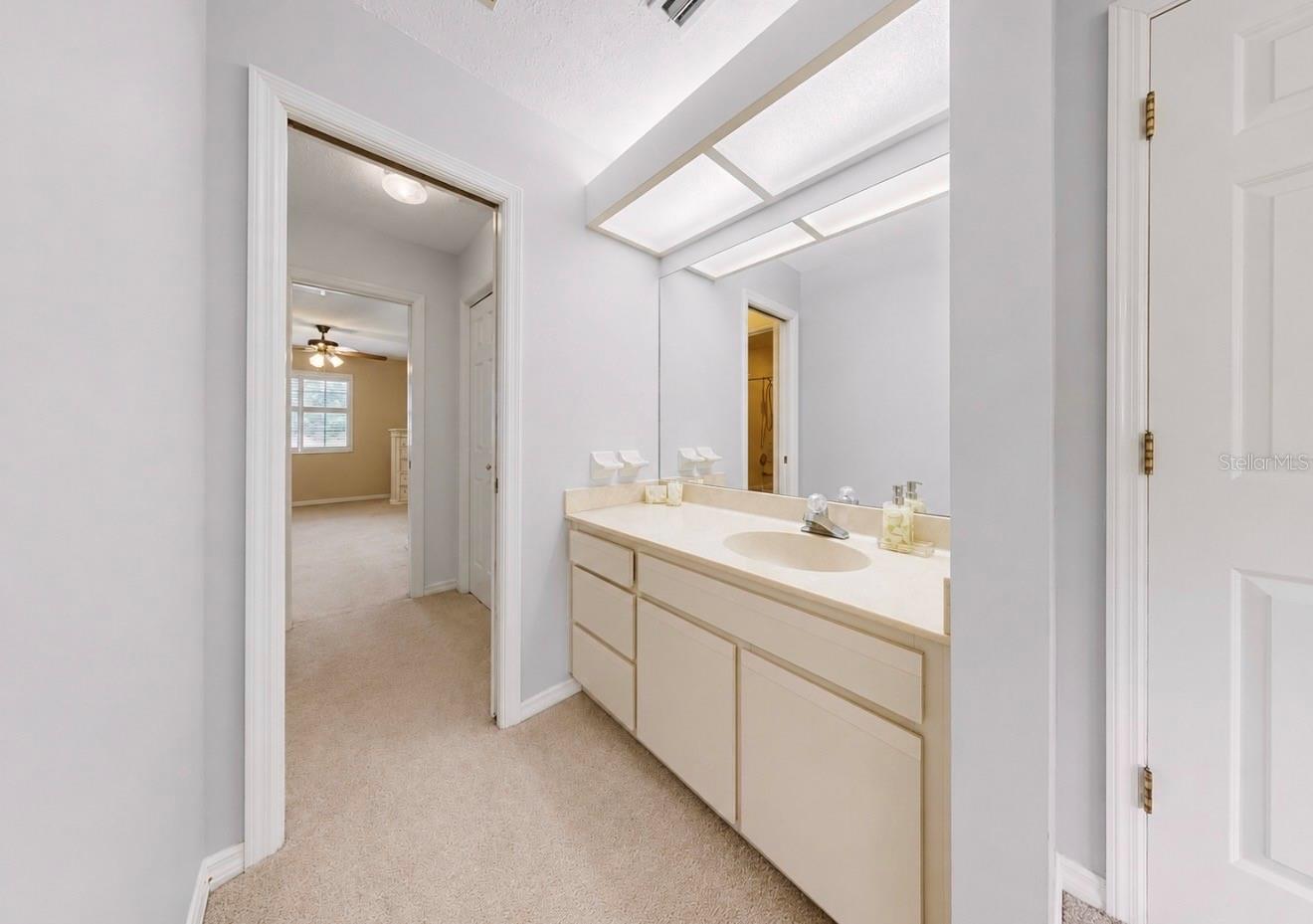 WATERFORD ON THE ALAFIA - Residential