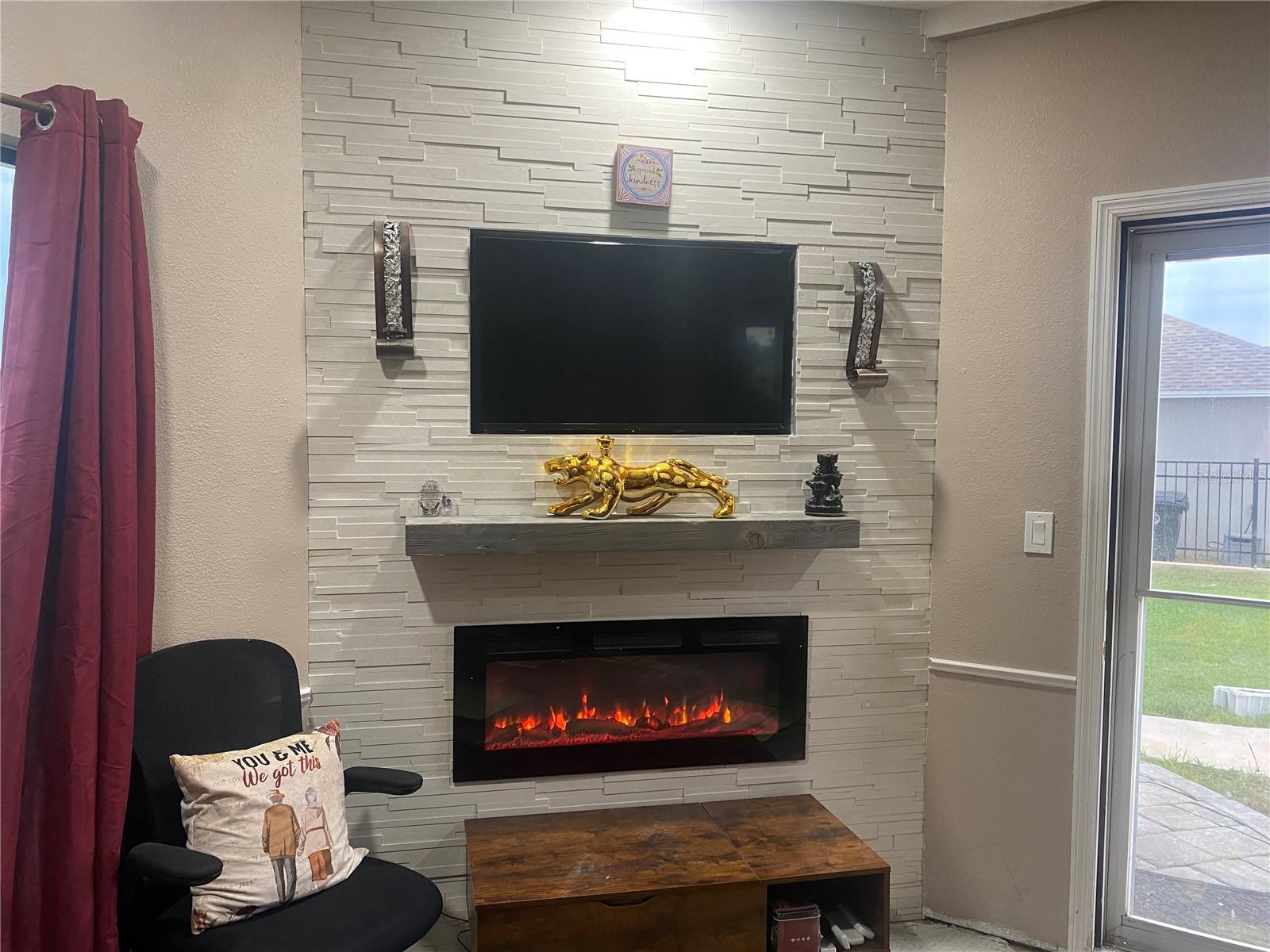 CENTRAL RIDGE ESTATES - Residential