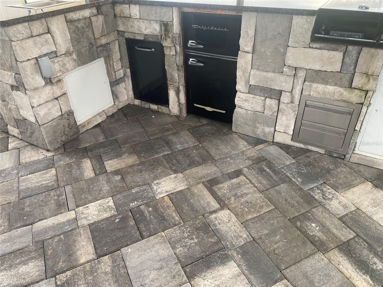 CENTRAL RIDGE ESTATES - Residential