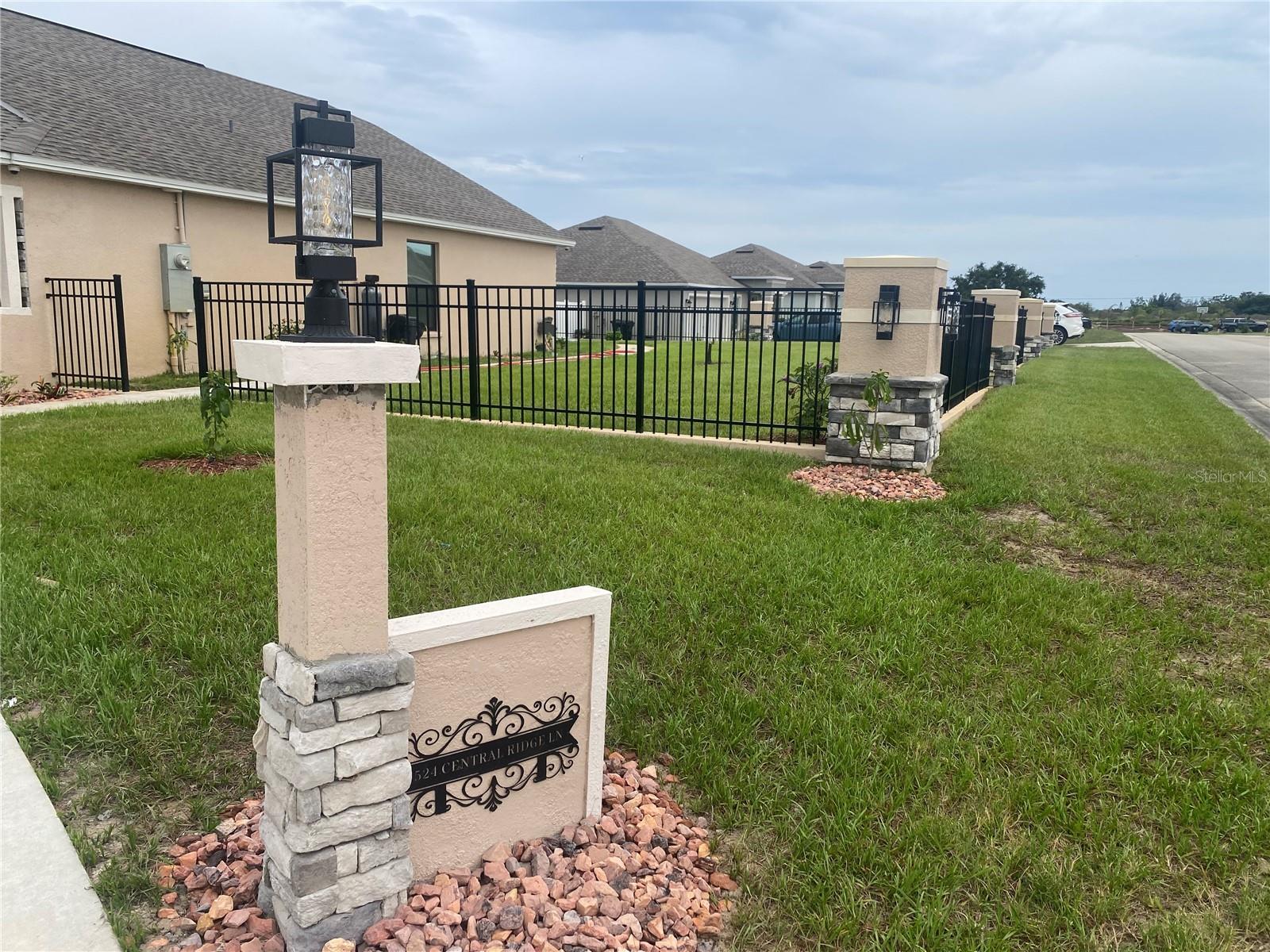 CENTRAL RIDGE ESTATES - Residential