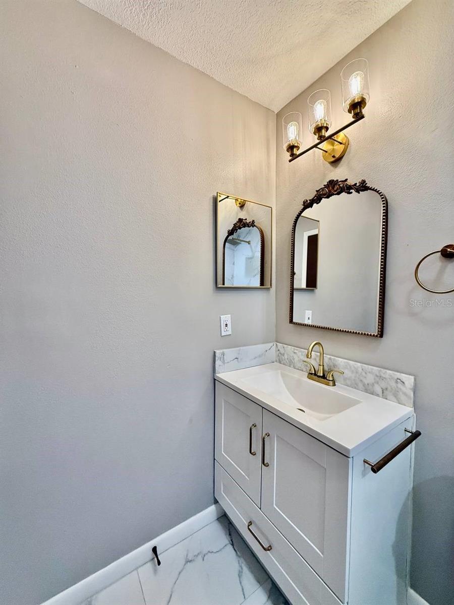 THE OAKS AT BUSCH - Residential Lease