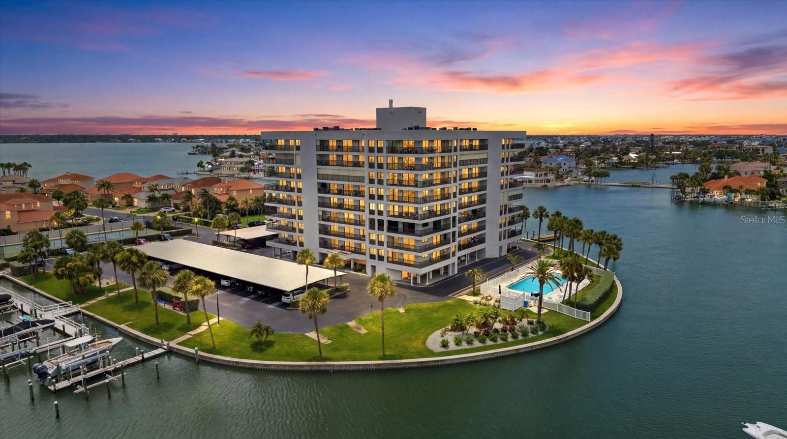 HARBORAGE CONDO BELLEAIR BEACH - Residential