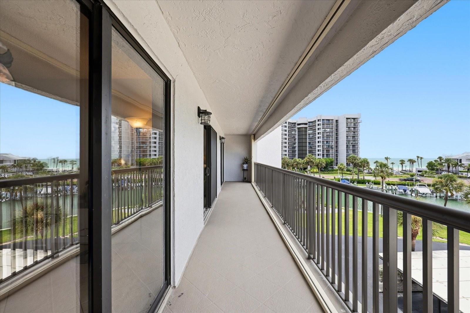 HARBORAGE CONDO BELLEAIR BEACH - Residential