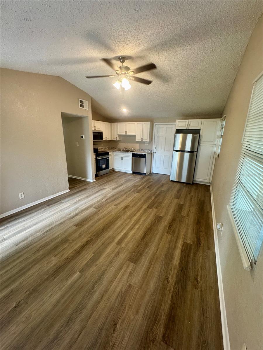 SUNRAY ESTATES UNIT 1 - Residential