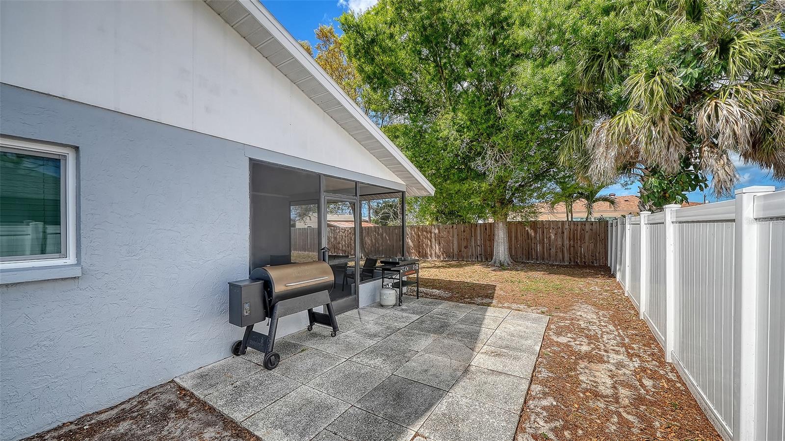 SOUTH VENICE - Residential